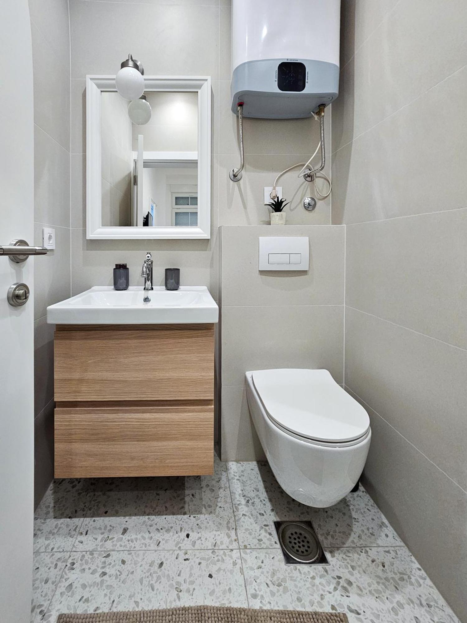 Appartamento Easy Life Belgrado Esterno foto