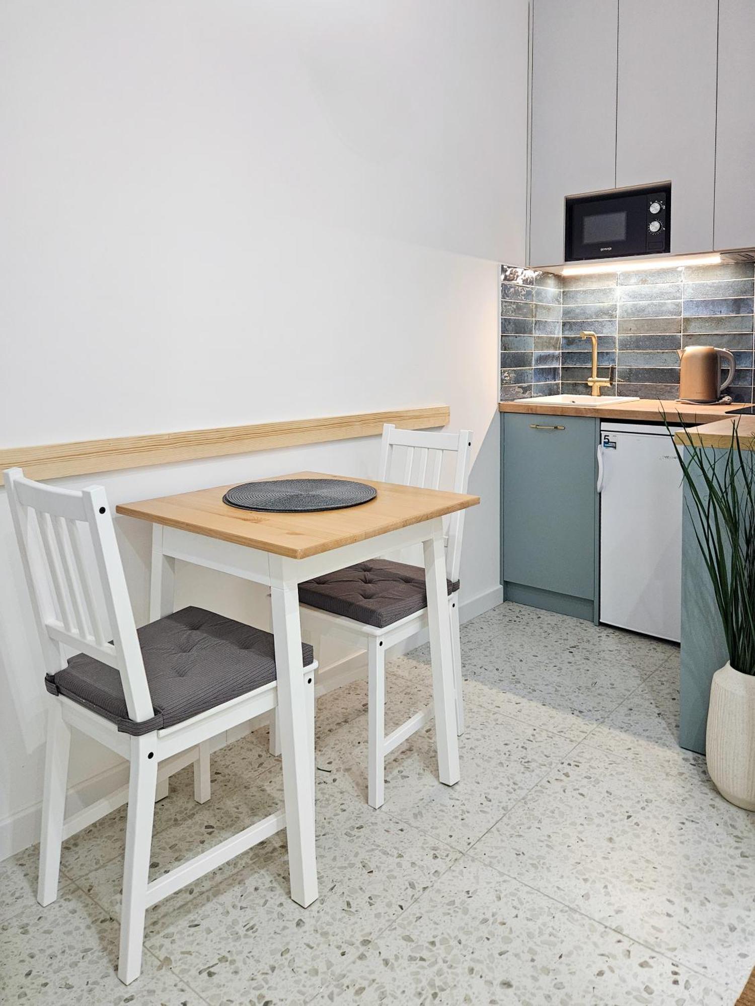 Appartamento Easy Life Belgrado Esterno foto